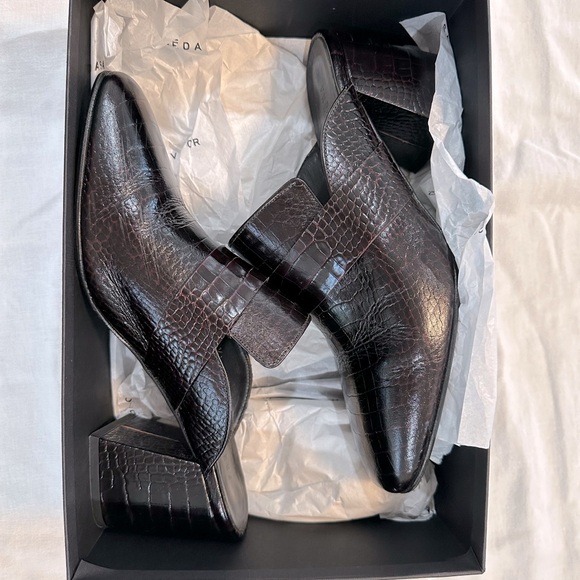 Freda Salvador CROCODILE MULES size 8.5 - Picture 2 of 5
